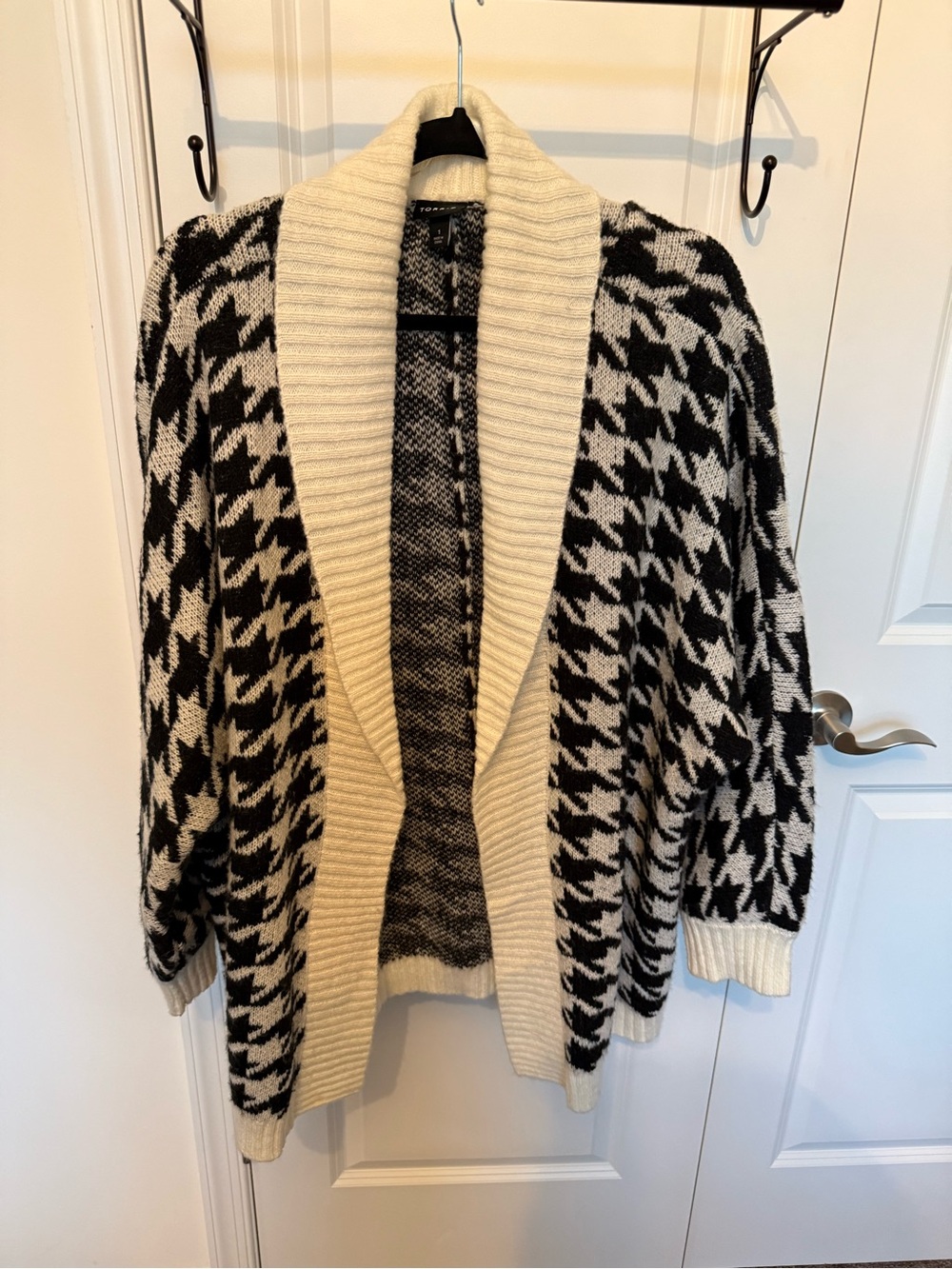 torrid Black & Cream Houndstooth Open-Front Cardigan